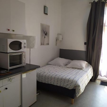 Les Bains Douches Aparthotel Périgueux Exterior foto