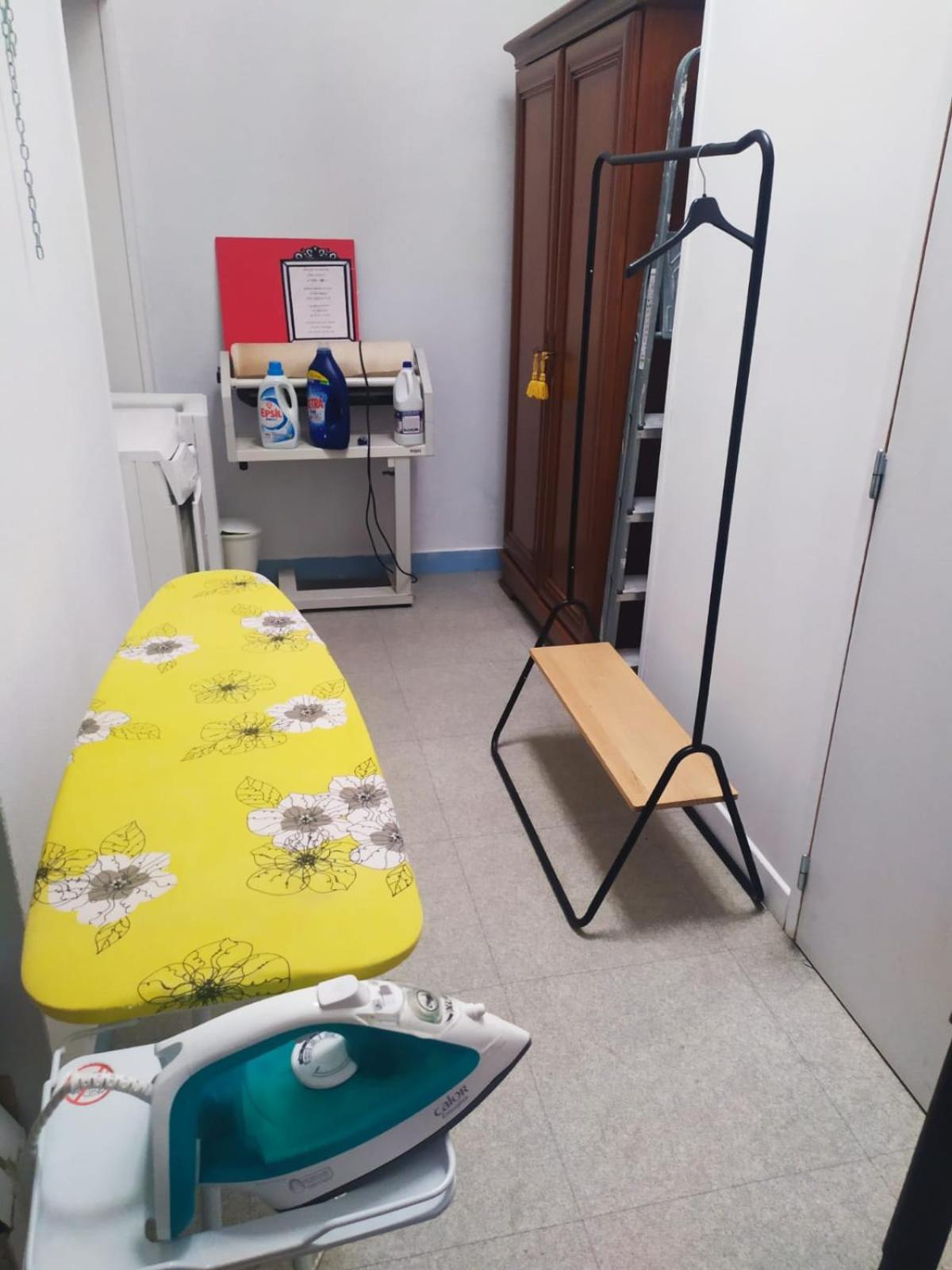 Les Bains Douches Aparthotel Périgueux Quarto foto