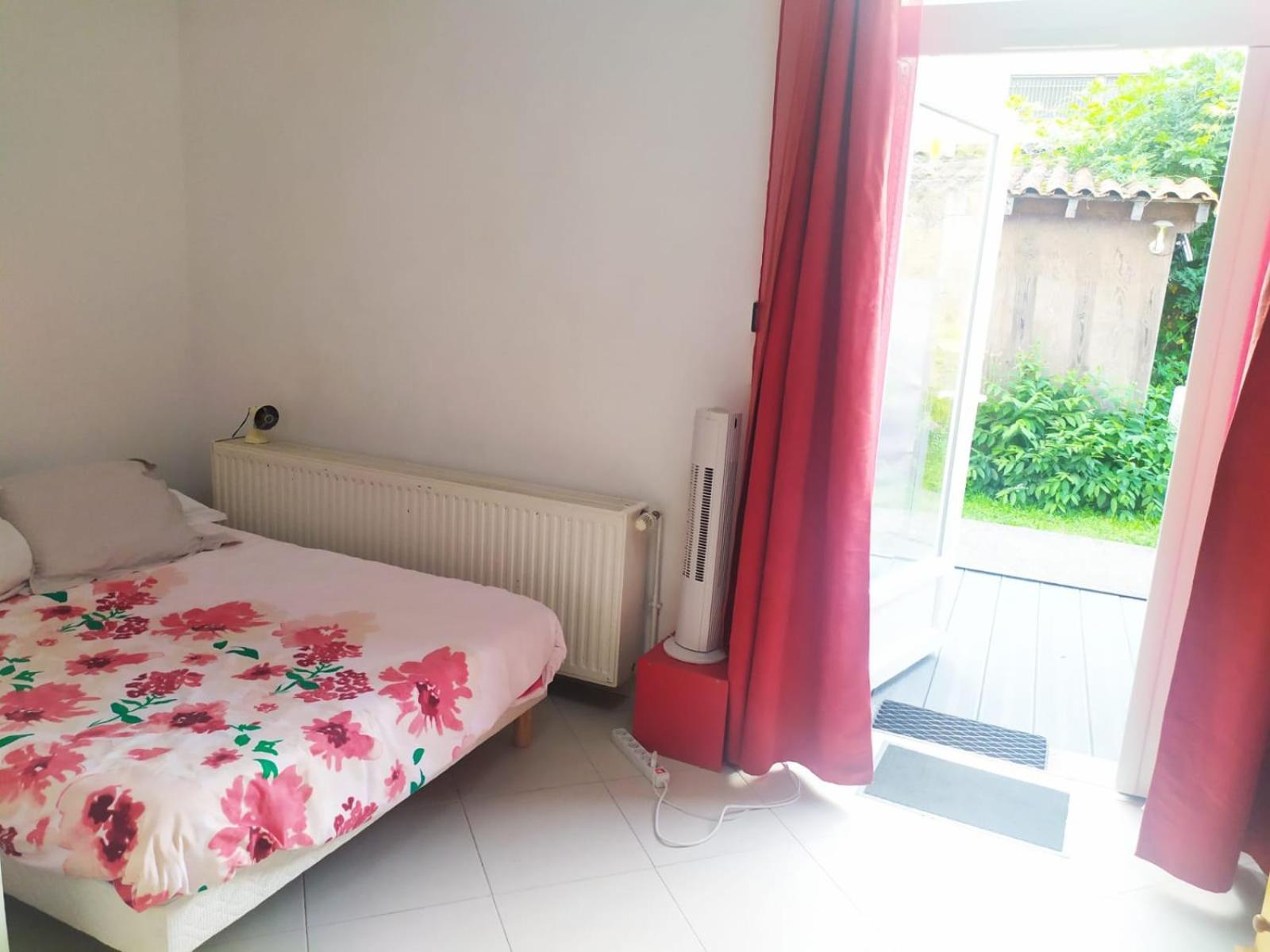 Les Bains Douches Aparthotel Périgueux Exterior foto