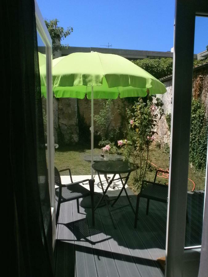 Les Bains Douches Aparthotel Périgueux Exterior foto